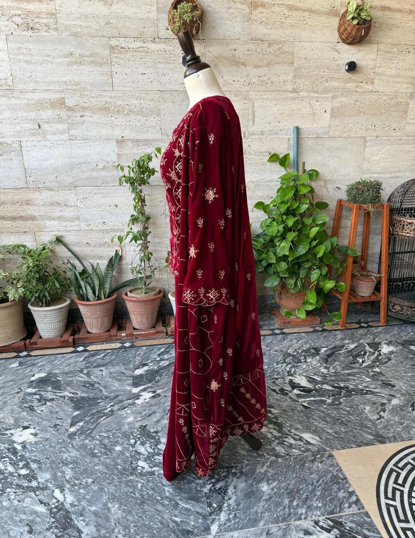 Velvet open gown with sleeveless matching co ord set Pakistani/Indian formal wedding three piece dress.