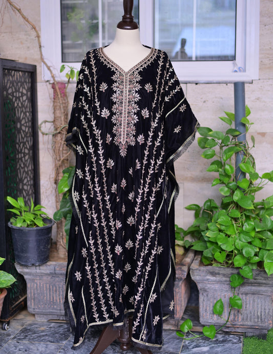 Black and golden Embroidered Velvet Kaftan (3pc) formal fancy wedding /party wear.