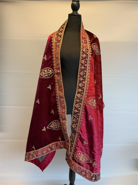 MAROON VELVET SHAWL WITH GOLDEN ACCENTS